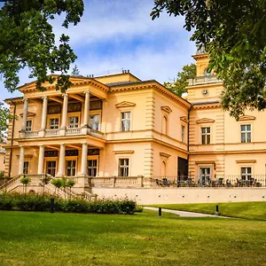 3* Hotel Lanna