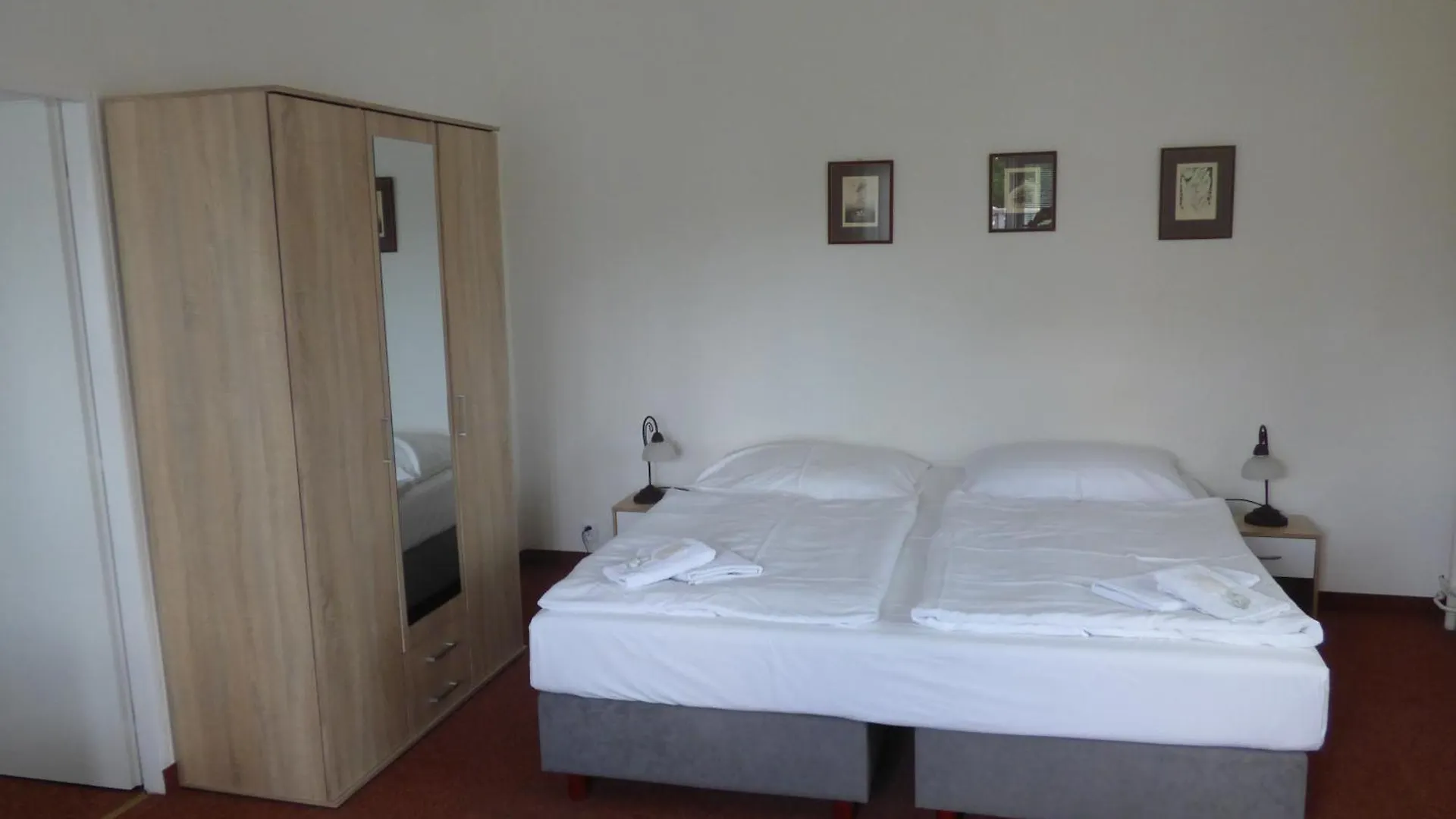 Hotel Svornost Prague